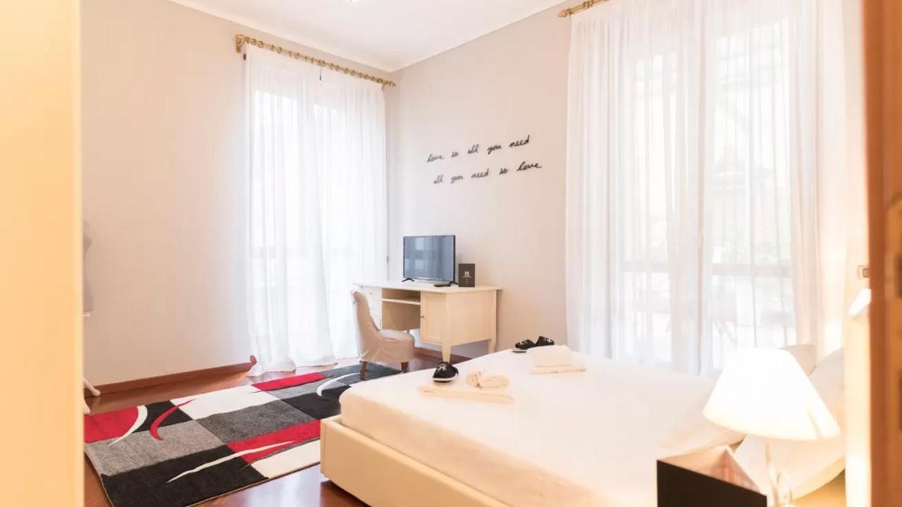 Italianway - Galleria Unione Apartamento Milán Exterior foto