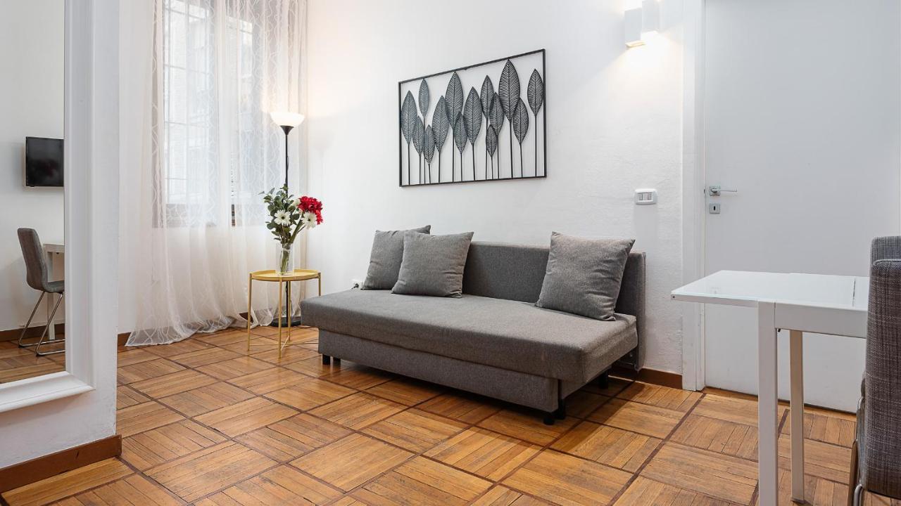 Italianway - Galleria Unione Apartamento Milán Exterior foto
